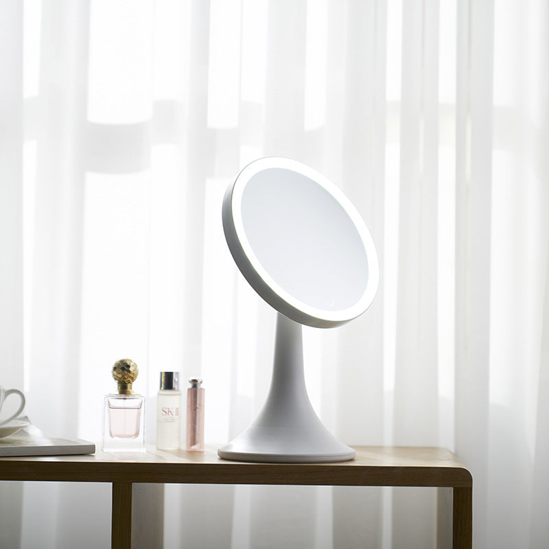  Noir Glow LED mirror close up detail and features