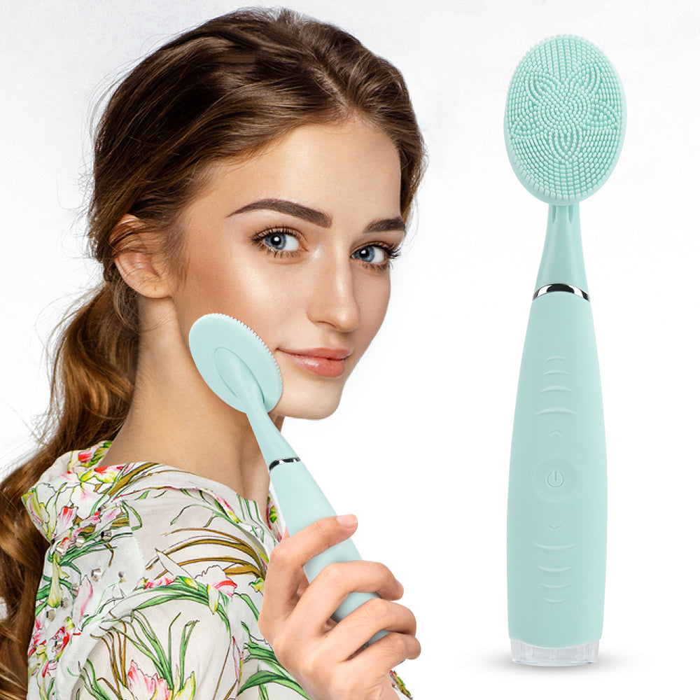 Noir Glow facial brush in use skincare routine